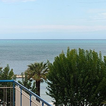 Apartamento Ciccime Sea House Bari Exterior foto